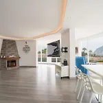 Moose Villa Ifach